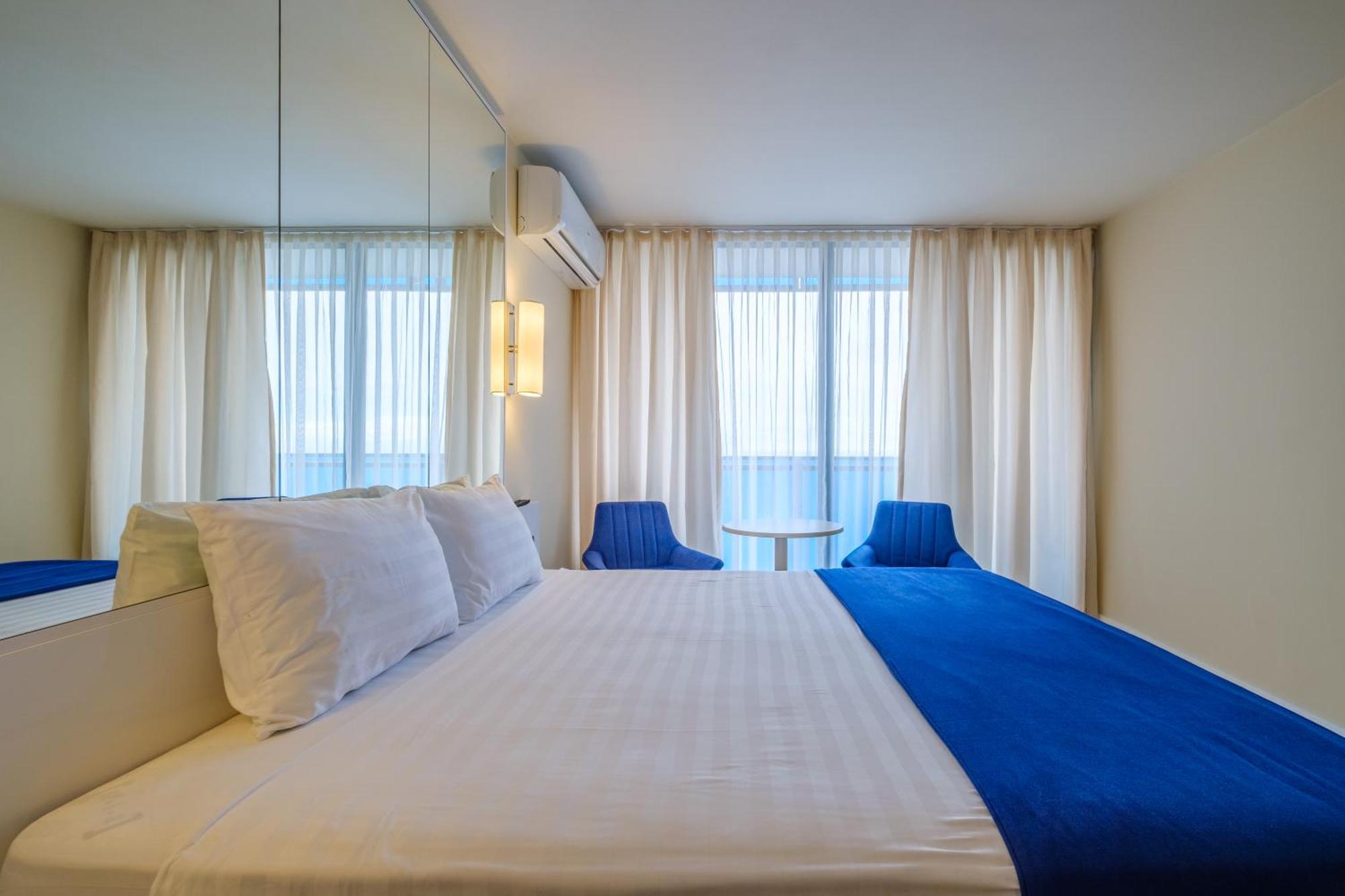 Orbi City Hotel Official Batumi Ngoại thất bức ảnh